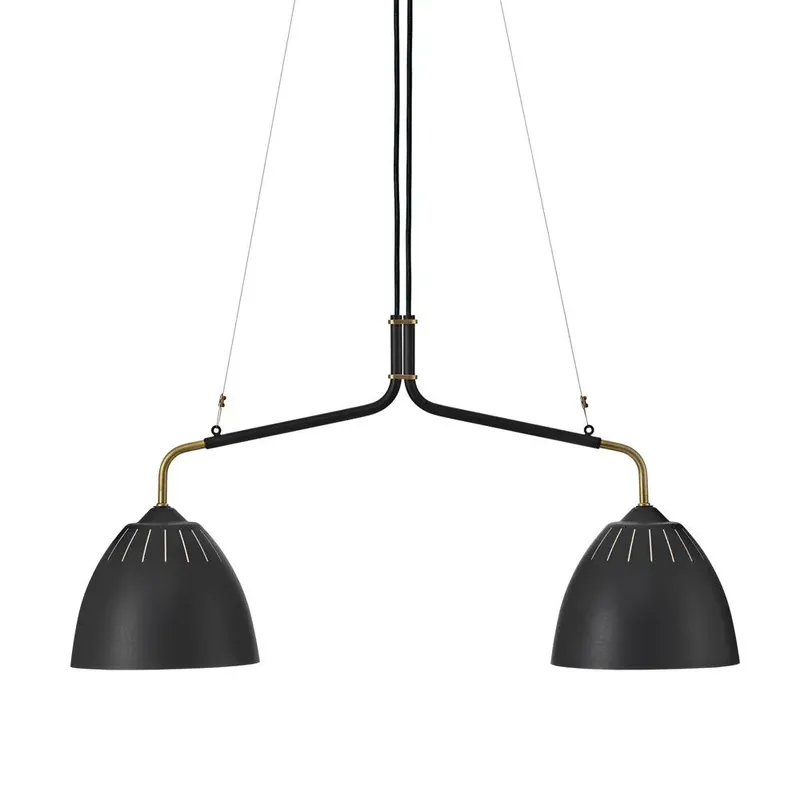 Lean taklampa från Örsjö Belysning Rea