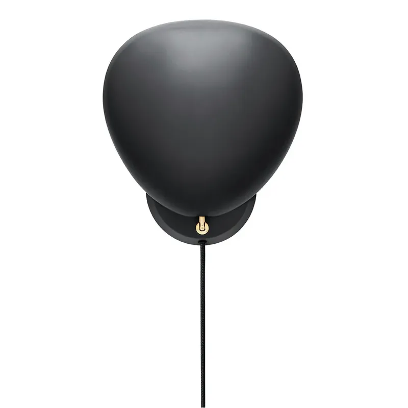 Beställ nu Cobra vägglampa från GUBI