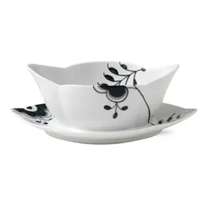 Black Fluted Mega såsskål med fat från Royal Copenhagen Premium