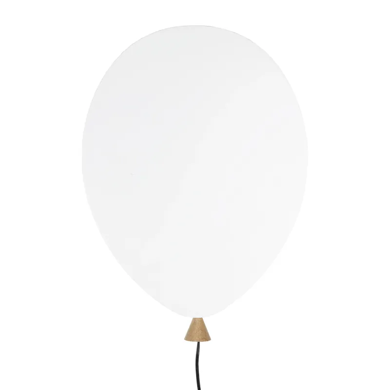 Balloon vägglampa från Globen Lighting Köp online