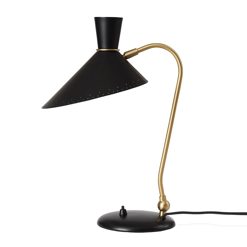 Handla nu Bloom bordslampa från Warm Nordic