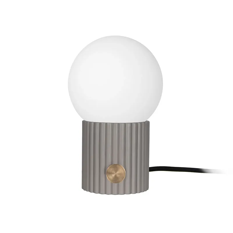 Billig Hubble bordslampa Ø15 cm från Globen Lighting