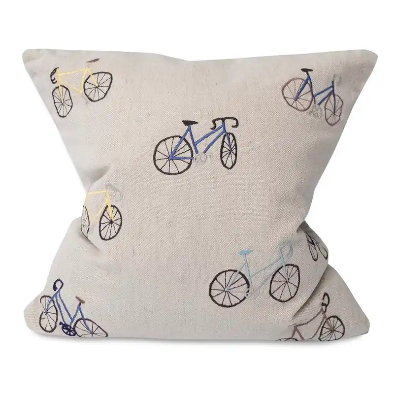 Beställ idag Bicycles kuddfodral 48x48 cm från Fine Little Day