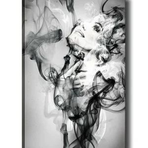 Canvastavla 70x100 cm - Kvinna som framträder ur svävande rökformationer Svart / Grå / Vit - Inredning Kampanjpris
