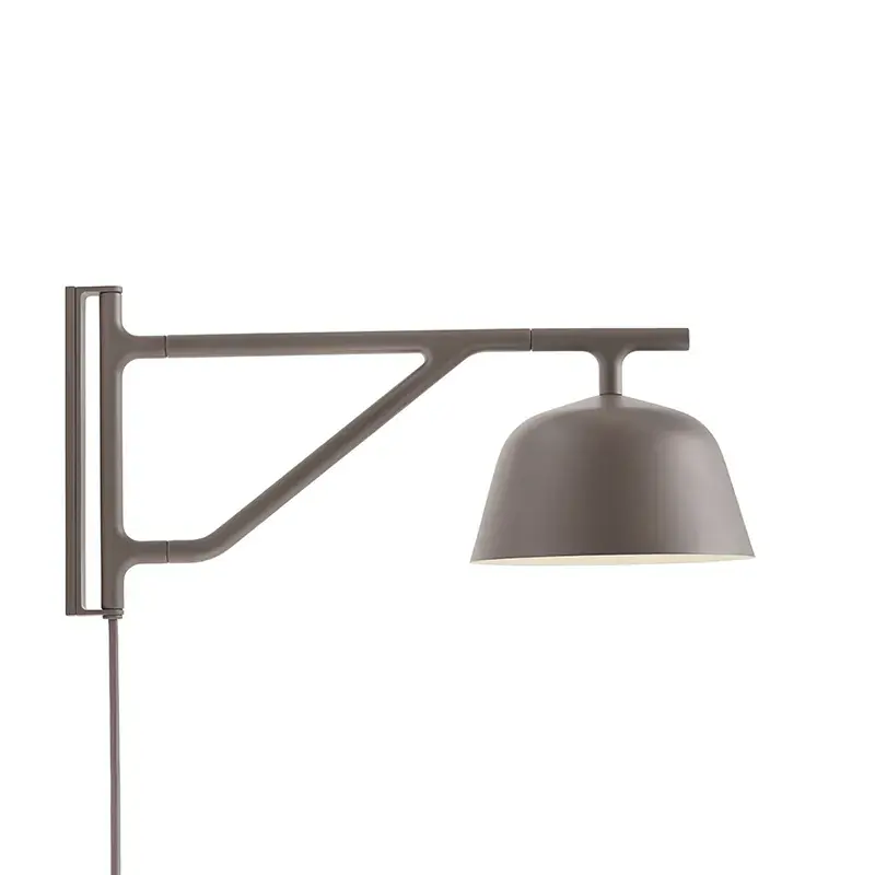 Ambit vägglampa - Taupe Sista chansen