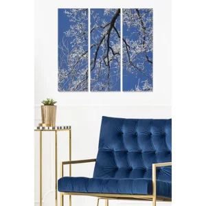 Canvastavla i trä 3-delar 50x70 cm - Vinterlandskap med frostiga grenar mot en klar blå himmel Blå / Vit - Inredning Bästa pris