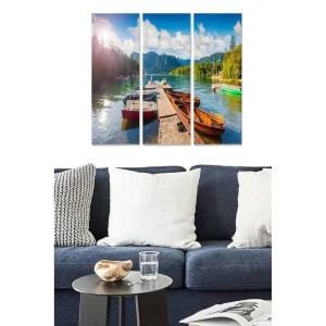 Säker betalning Canvastavla i trä 3-delar 50x70 cm - Båtar vid en lugn sjö med omgivande berg och träd Blå / Grön / Brun - Inredning