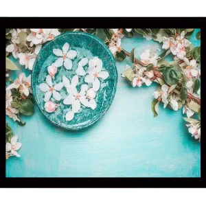 Kampanjpris Inramad Canvastavla i trä - 41x56 cm - Skål med blommor på en turkos bakgrund Turkos / Vit / Grön - Inredning