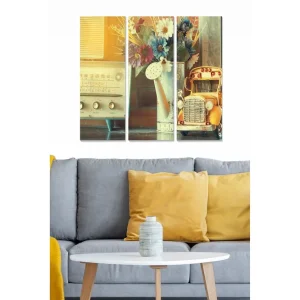 Nedsatt pris Canvastavla i trä 3-delar 50x70 cm - Retro-inspirerad komposition med en gammal radio, blommor och en leksaksbil Gul / Beige / Grön - Inredning