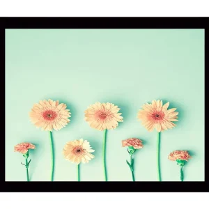 Inramad Canvastavla i trä - 41x56 cm - Färgrik rad av blommor med gerbera och nejlika Ljusorange / Grön / Mintgrön - Inredning Extra rabatt