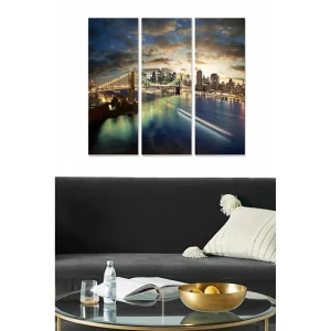 Kampanjpris Canvastavla i trä 3-delar 50x70 cm - Stadssilhuett vid solnedgång med bro och reflektioner i vattnet Mörkblå / Guld / Grå - Inredning