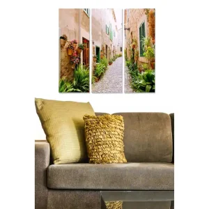 Rea Canvastavla i trä 3-delar 50x70 cm - Charmig gränd med blomsterdekorationer och gröna växter Beige / Grön / Röd - Inredning