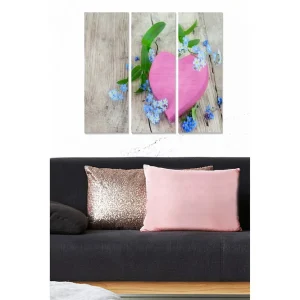 Canvastavla i trä 3-delar 50x70 cm - Rosa hjärta omgiven av blå blommor och gröna blad Rosa / Blå / Grön - Inredning Premium
