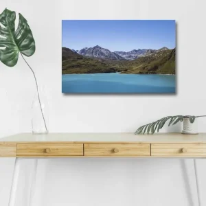 Snabb leverans Canvastavla med LED-belysning - Storslagen berglandskap med en klar, turkos sjö - Inredning & dekor