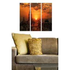 Kampanjpris Canvastavla i trä 3-delar 50x70 cm - Stadslandskap med solnedgång över takåsar och torn Orange / Mörkblå / Guld - Inredning
