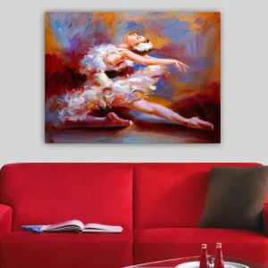 Canvastavla 70x100 cm - Balettdansös i en elegant pose, omgiven av färgglada penseldrag som fångar rörelse och grace Vit / Röd / Lila - Inredning Fynd