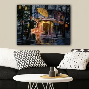 Canvastavla 70x100 cm - Romantisk dansande par under ett paraply i regnet Rosa / Svart / Gult - Inredning Billigare