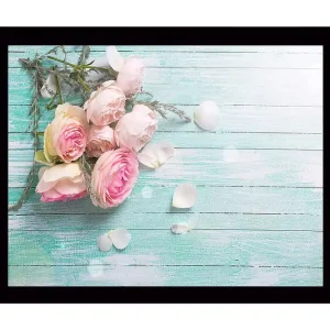 Rea Inramad Canvastavla i trä - 41x56 cm - Bukett av rosa rosor med blad och kronblad på en ljusgrön bakgrund Rosa / Ljusgrön / Vit - Inredning