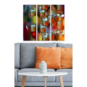 Lägg i varukorgen Canvastavla i trä 3-delar 50x70 cm - Färgglada hängande klockor i olika nyanser Grön / Röd / Gul - Inredning