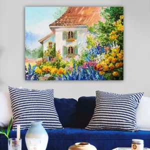 Köp nu Canvastavla 70x100 cm - Färgglad blomsterträdgård framför ett charmigt hus med fönsterluckor Gult / Blått / Grönt - Inredning