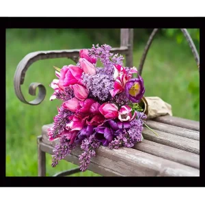 Begränsad tid Inramad Canvastavla i trä - 41x56 cm - Färgrik bukett av blommor Lila / Rosa / Grön - Inredning