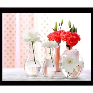 Inramad Canvastavla i trä - 41x56 cm - Färgrik bukett av blommor i glasvaser Vit / Rosa / Röd - Inredning Populärt val