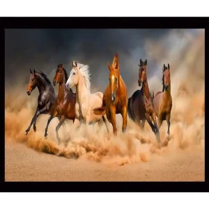Begränsat erbjudande Inramad Canvastavla i trä - 41x56 cm - Fem hästar i rörelse genom sandstorm Brun / Beige / Svart - Inredning