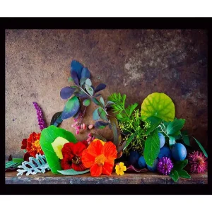 Sista chansen Inramad Canvastavla i trä - 41x56 cm - Färgrik samling av blommor och blad Röd / Grön / Lila - Inredning