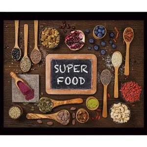 Inramad Canvastavla i trä - 41x56 cm - Variation av superfoods arrangerade på en träyta Grön / Brun / Svart - Inredning Köp online
